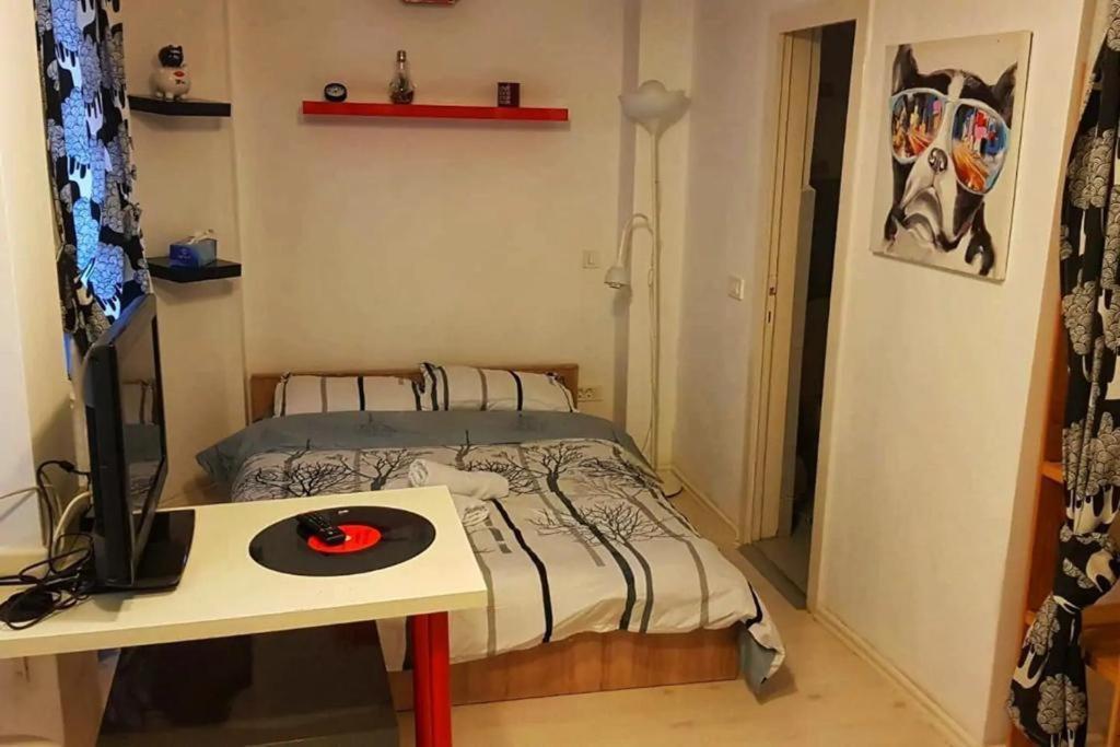 Luxury Piata Universitate Old Town Apartment Букурещ Екстериор снимка